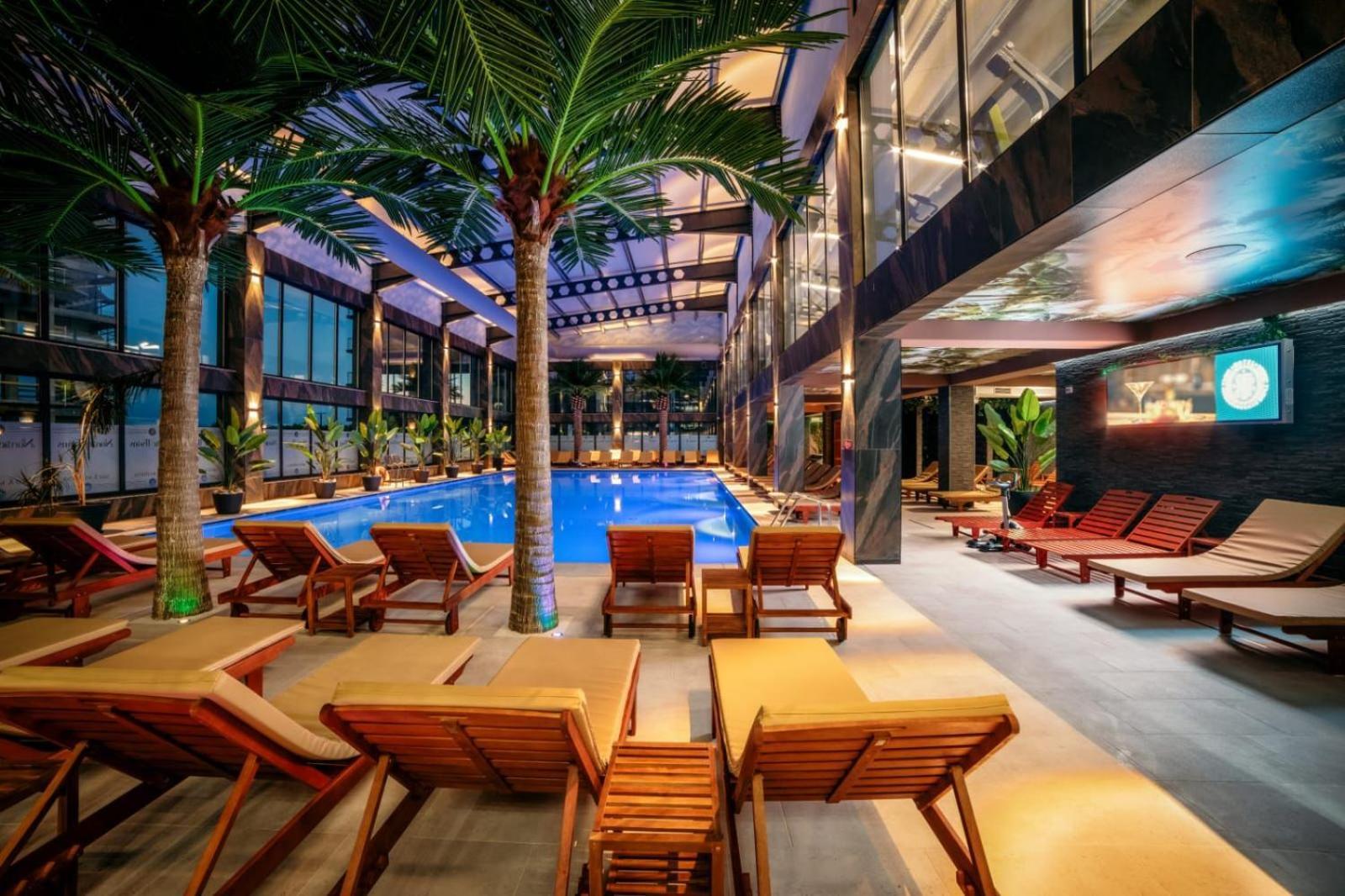 Hotel Nordic Twins & Wellness Rădăuţi Extérieur photo