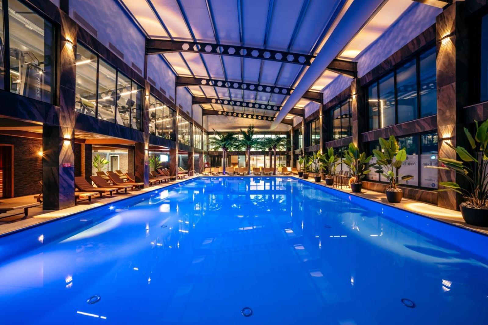 Hotel Nordic Twins & Wellness Rădăuţi Extérieur photo